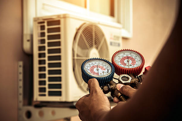 Professional Hvac technician working in Auburn, KS
